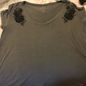 american eagle t shirt